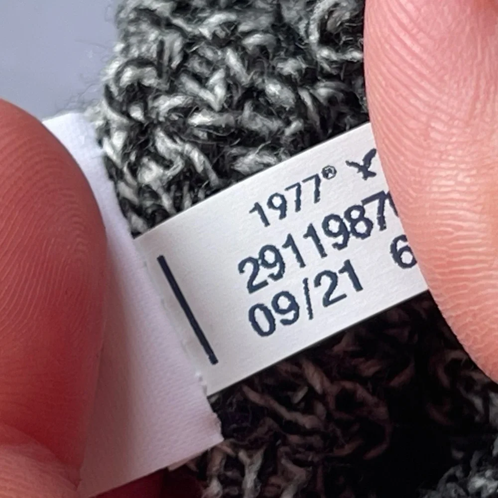 American Eagle NWT waffle work wear lightning gray beanie hat